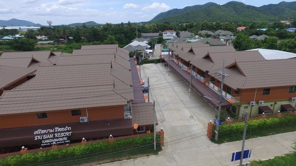Sri Siam Resort Kanchanaburi Buitenkant foto
