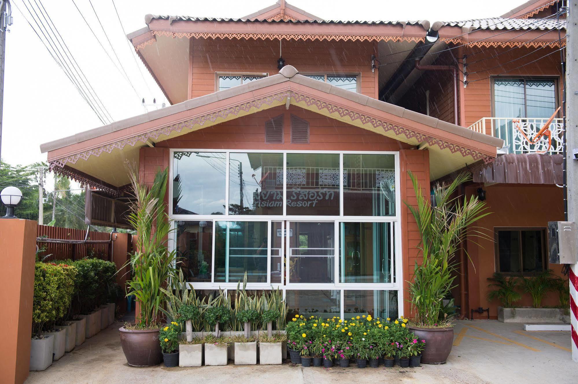 Sri Siam Resort Kanchanaburi Buitenkant foto