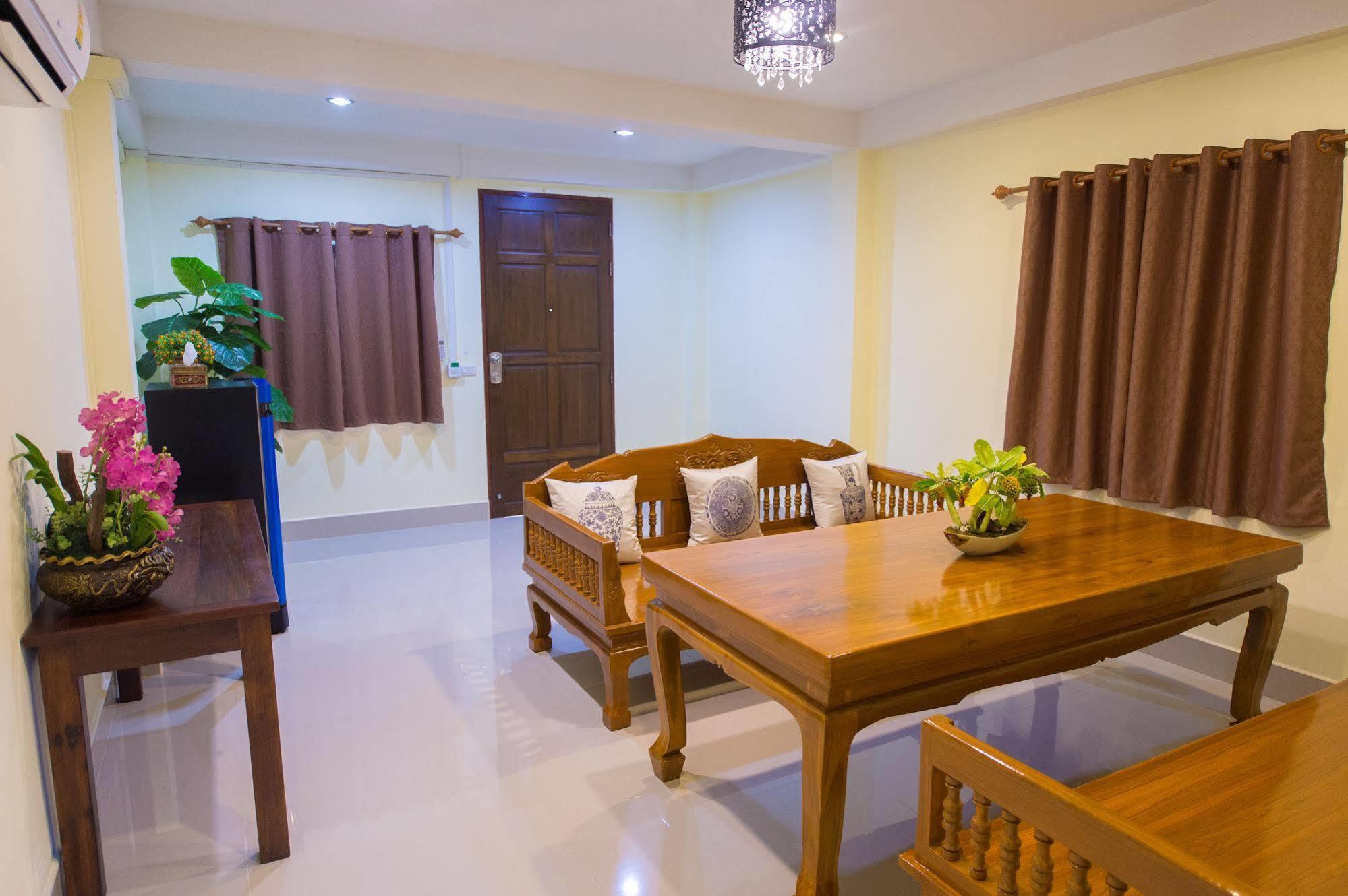 Sri Siam Resort Kanchanaburi Buitenkant foto