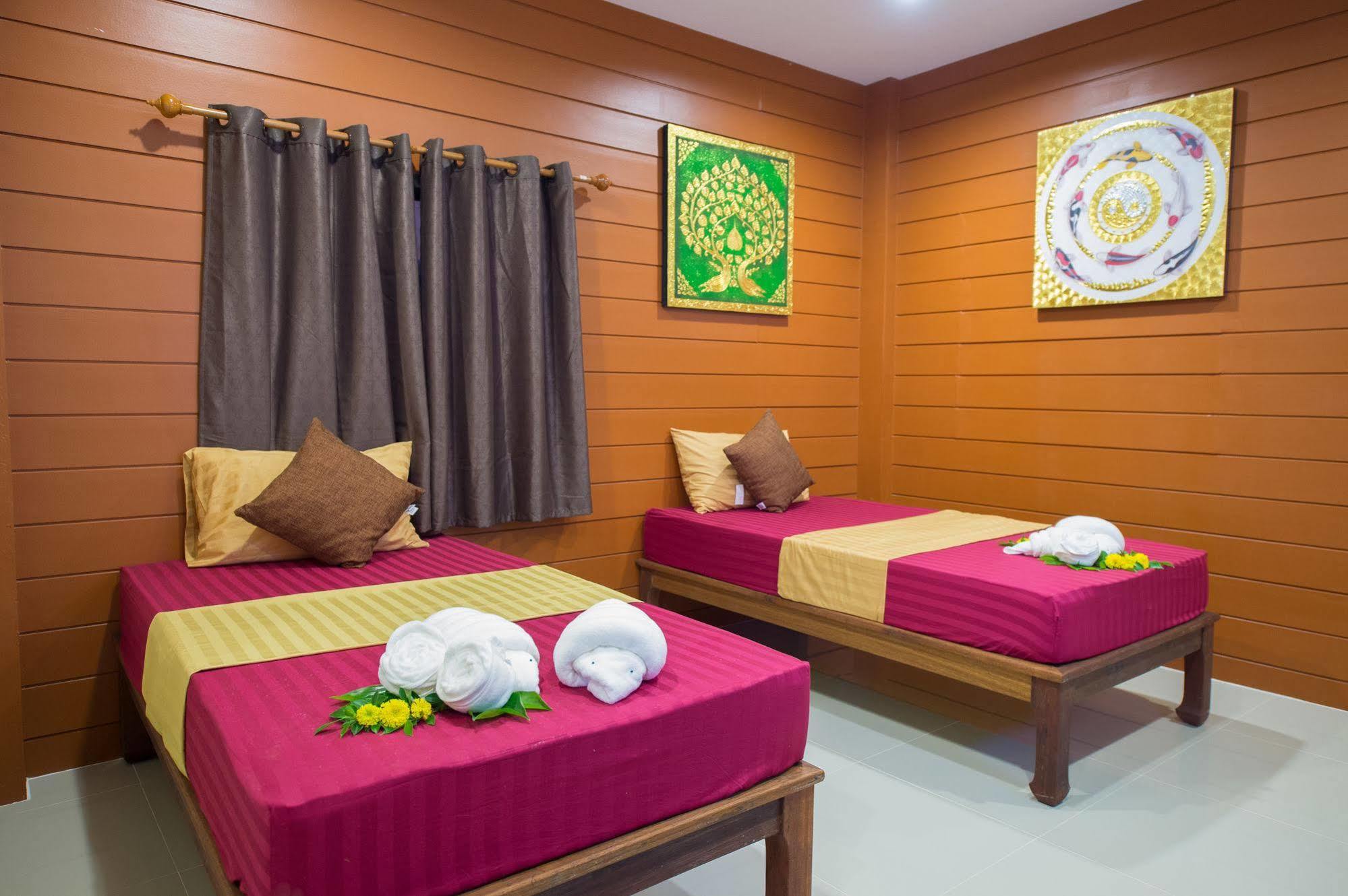 Sri Siam Resort Kanchanaburi Buitenkant foto