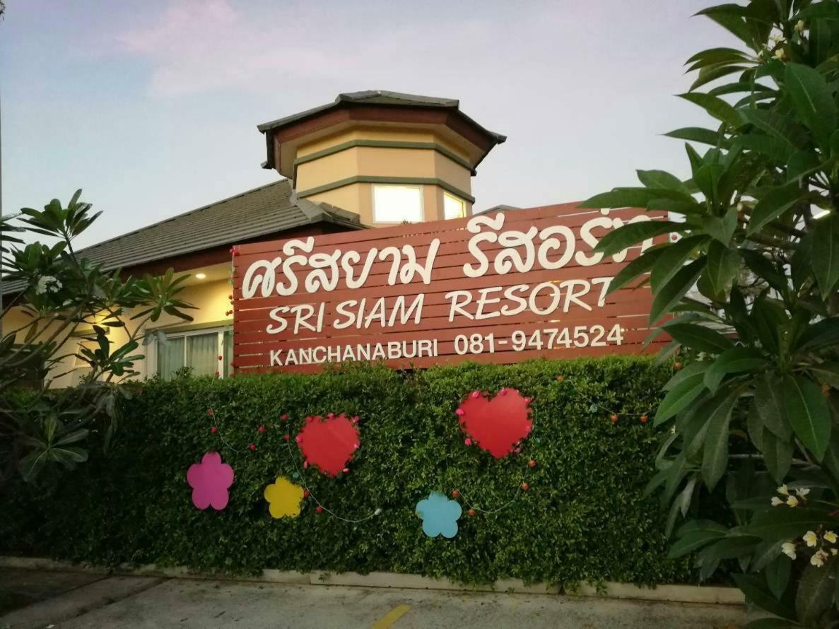 Sri Siam Resort Kanchanaburi Buitenkant foto
